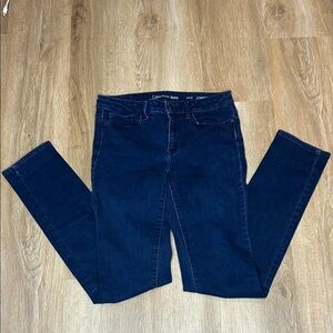 Calvin Klein Women's Deep Blue Skinny Jeans size 6
